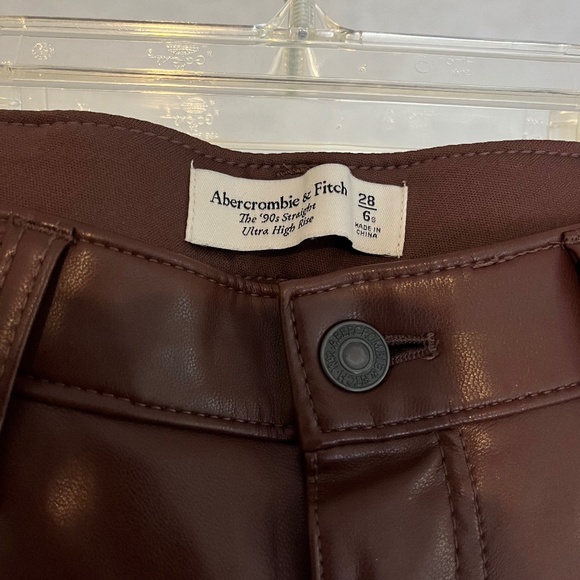 Faux leather pants - Picture 2 of 5